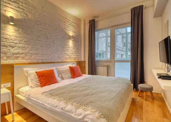 Urban Chic * ブカレスト